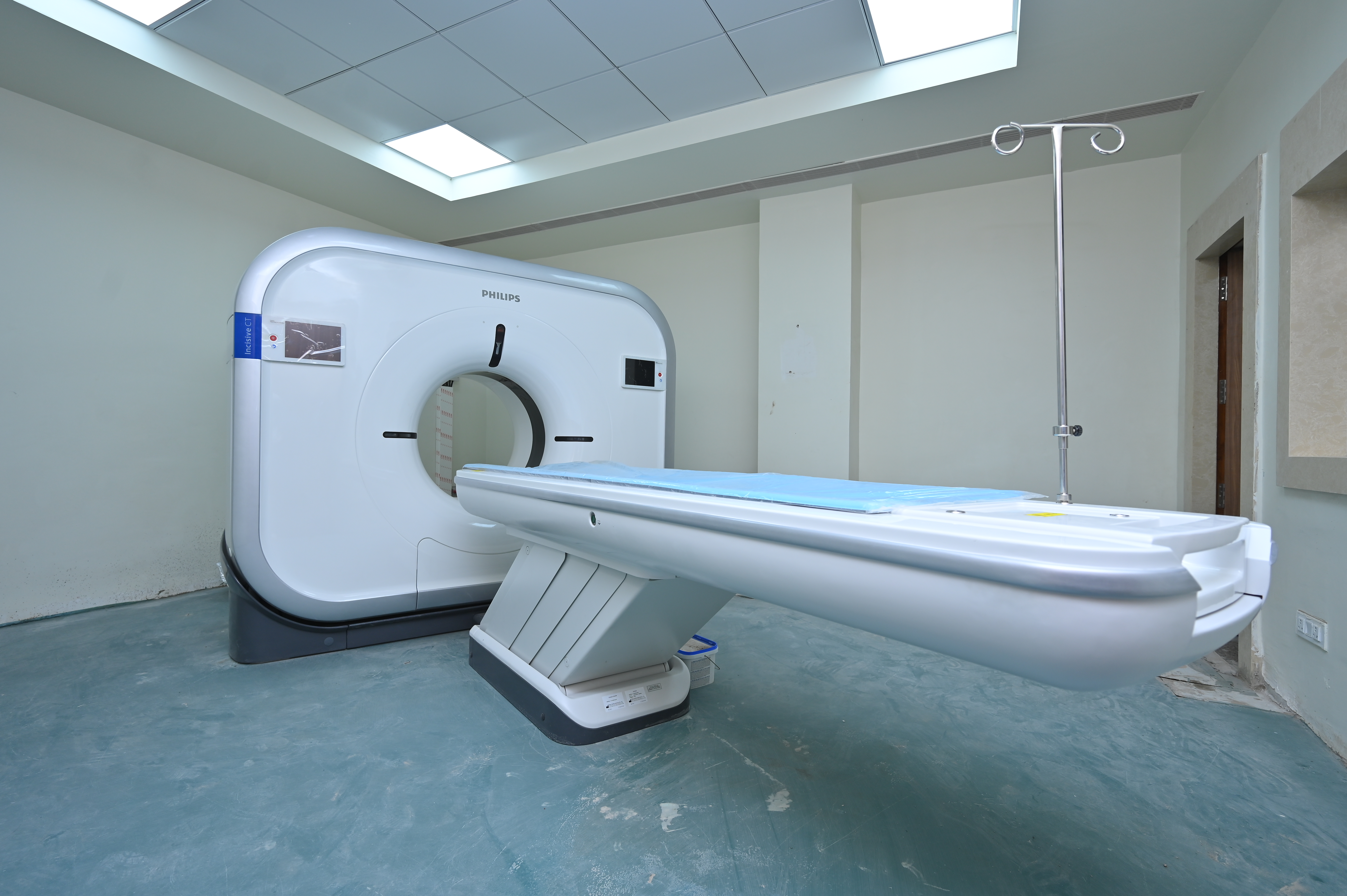 Diagnostics & Laboratory image 2